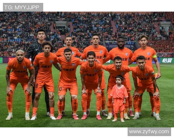 徐新助攻云南玉昆勇夺赛季首胜展现团队合作精神与拼搏精神