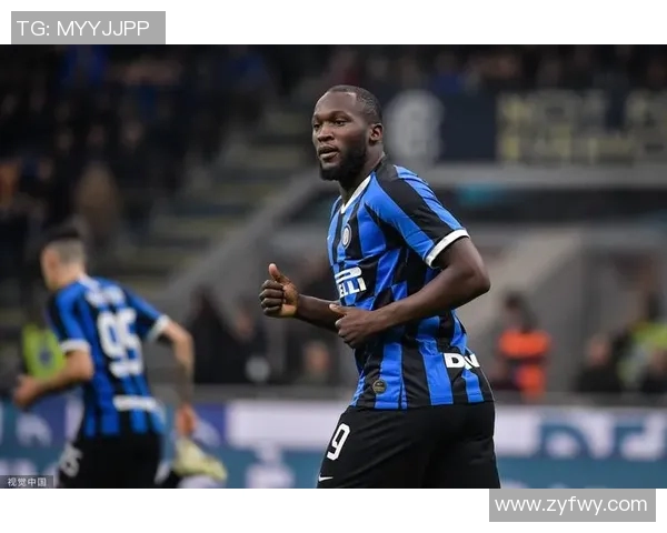 国米真核900万浮动续约3年,将成为球队未来的核心力量 国米真核900万浮动续约3年,将成为球队未来的核心力量