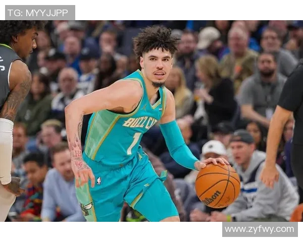 雄鹿主帅鲍德温宣布球队正式签下自由球员史蒂文森:重磅签约引领新赛季梦想 雄鹿主帅鲍德温宣布球队正式签下自由球员史蒂文森:重磅签约引领新赛季梦想